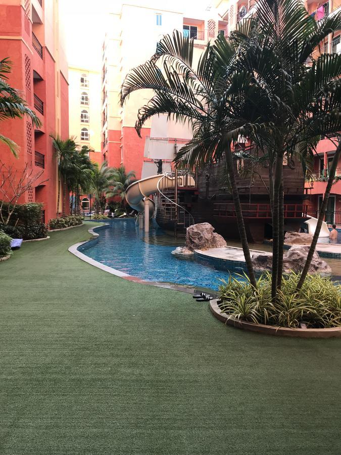 Seven Seas Resort By Pool Access Jomtien Beach Exterior photo